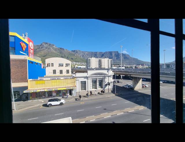 603M² OFFICE FOR SALE IN WOODSTOCK